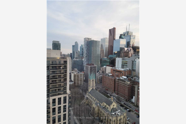 60 Shuter St, Toronto