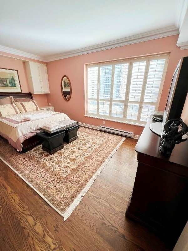 1132 Bay St, #1002
