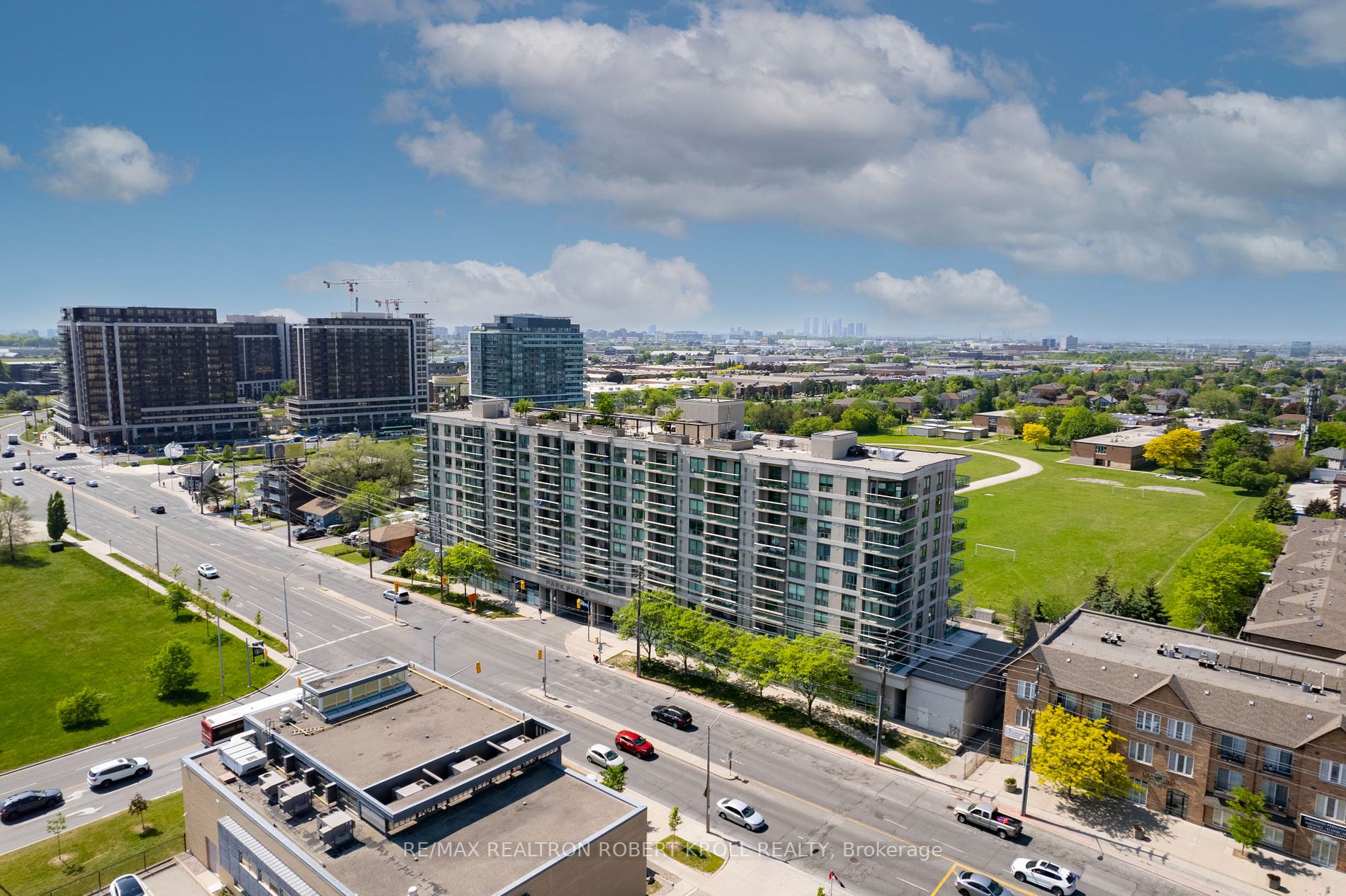 1030 Sheppard Avenue W, #402