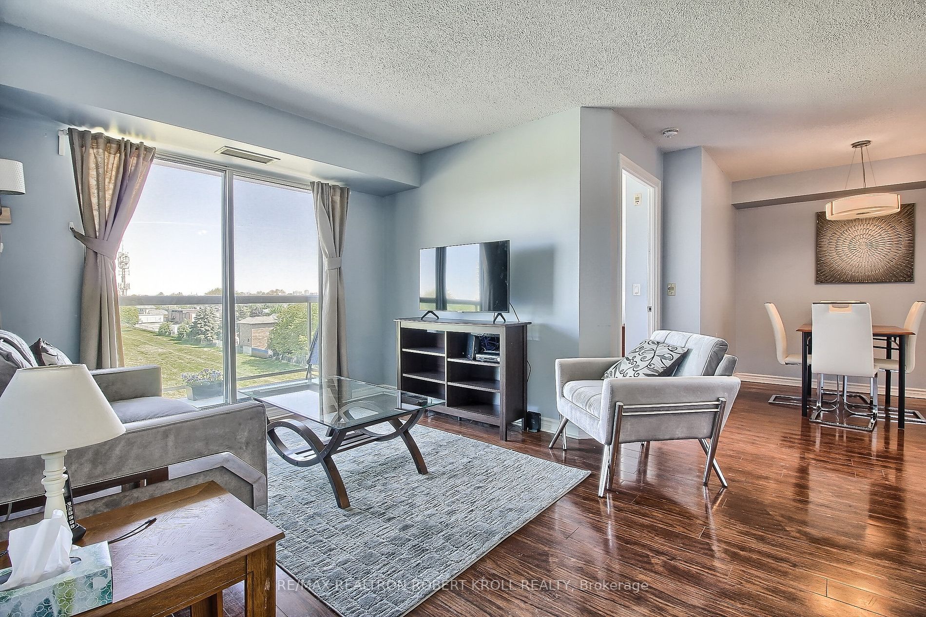 1030 Sheppard Avenue W, #402
