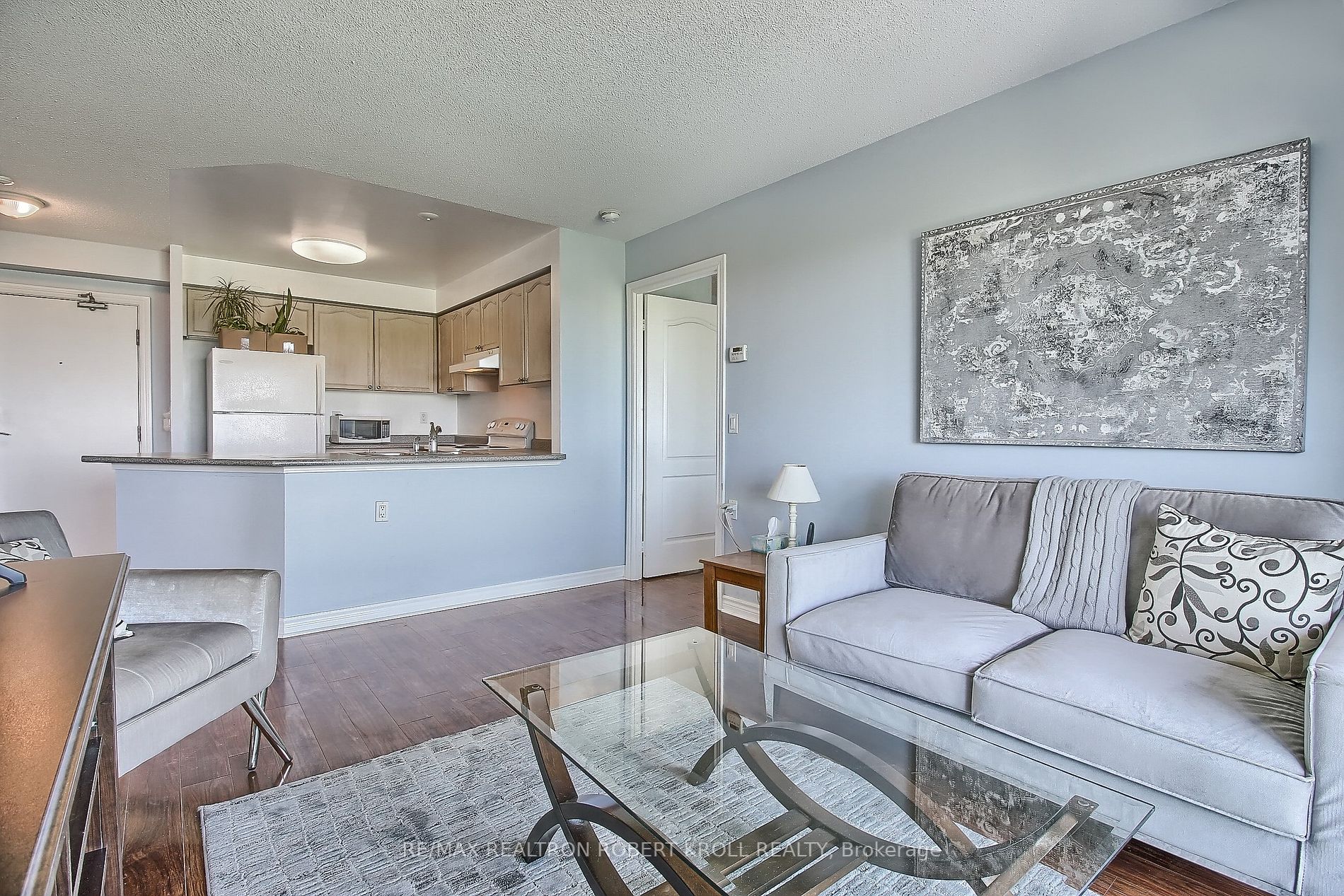 1030 Sheppard Avenue W, #402