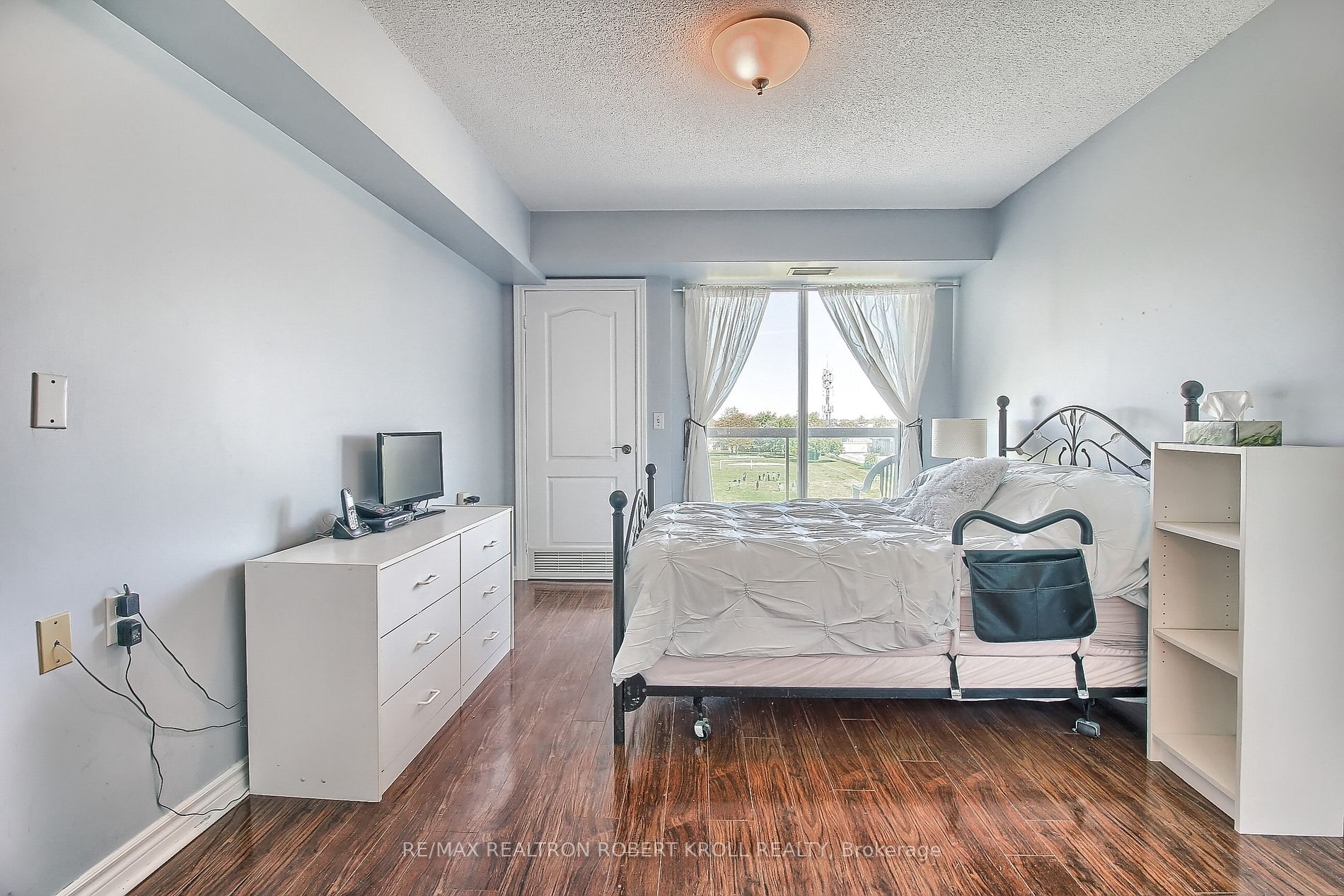 1030 Sheppard Avenue W, #402