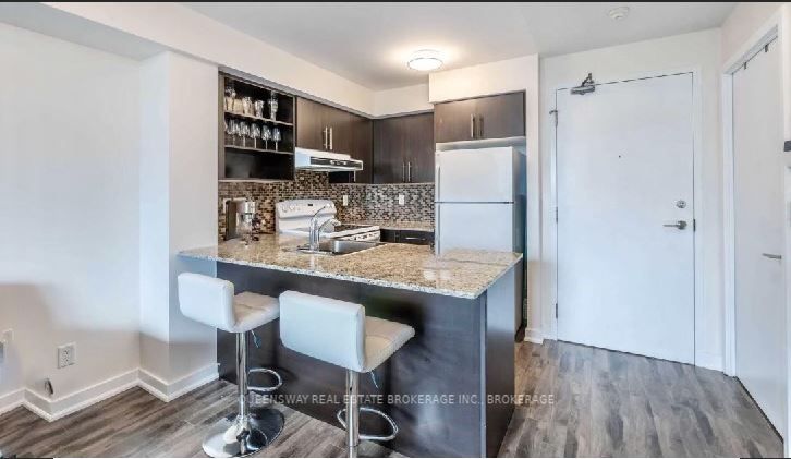120 Dallimore Circ, #423