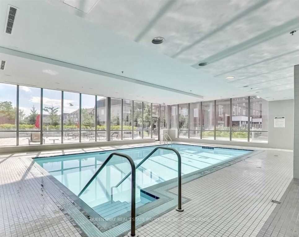 120 Dallimore Circ, #423