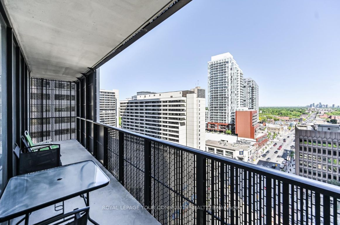 8 Eglinton Ave E Ave, #1205