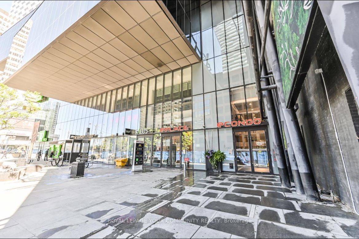 8 Eglinton Ave E Ave, #1205