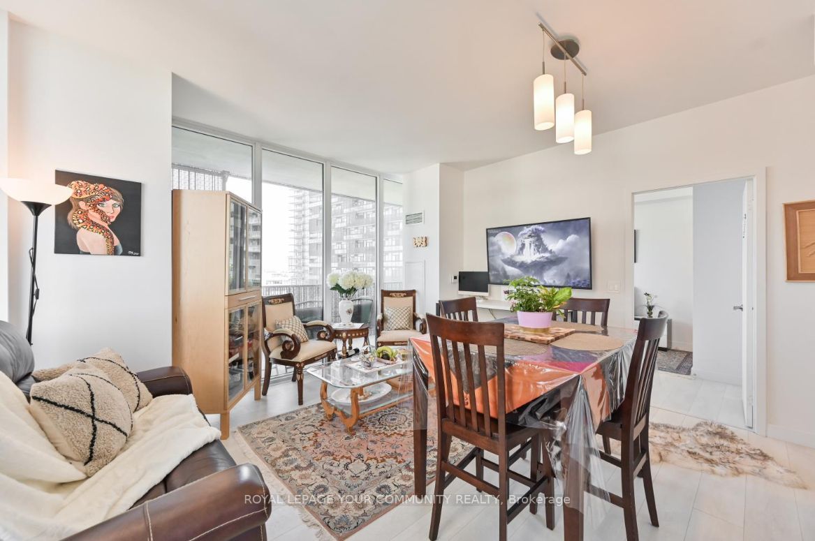 8 Eglinton Ave E Ave, #1205