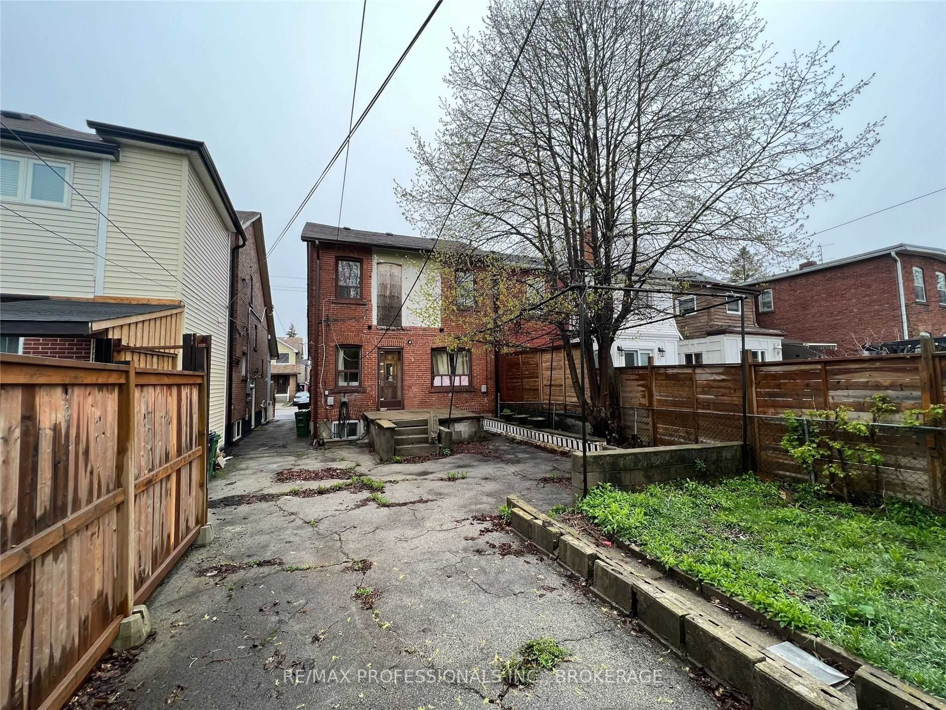 179 Northcliffe Blvd