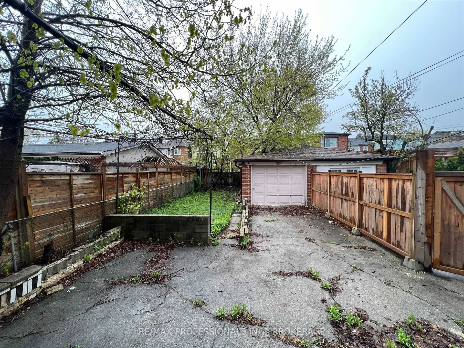 179 Northcliffe Blvd