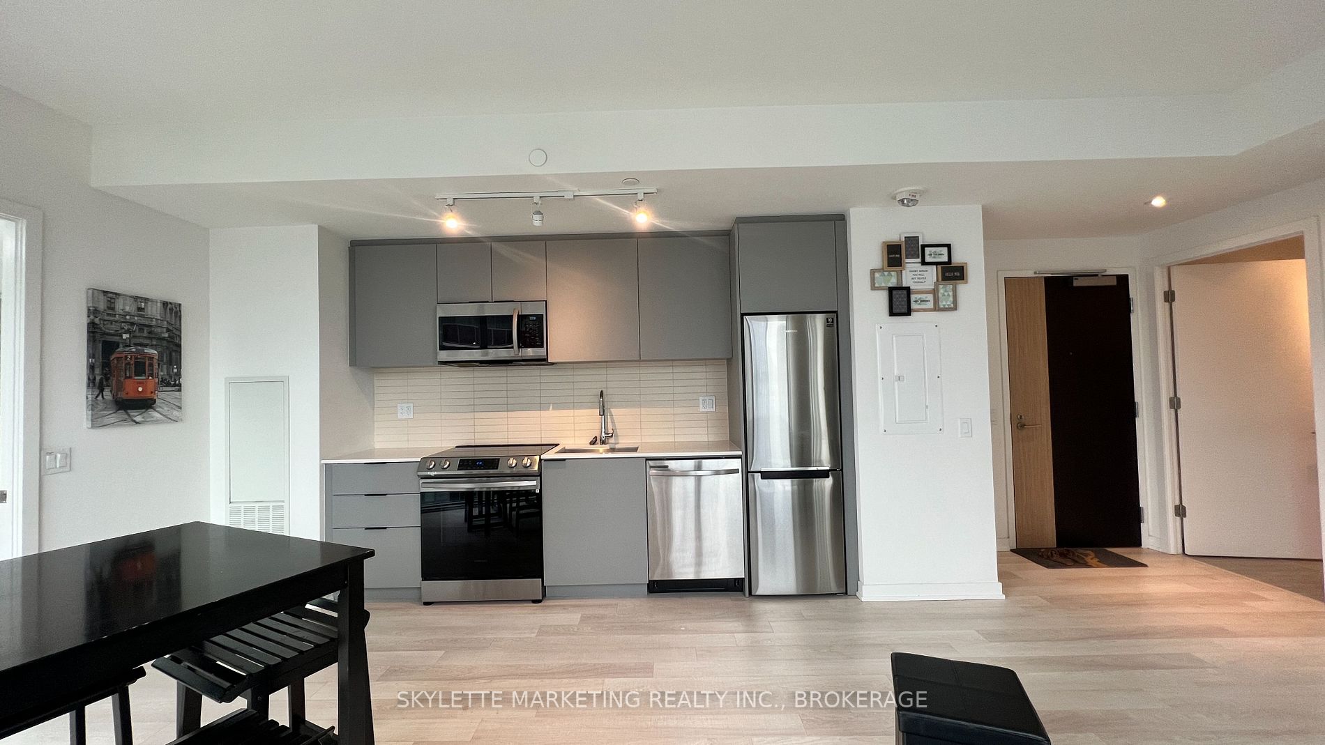 50 Power St, #1213