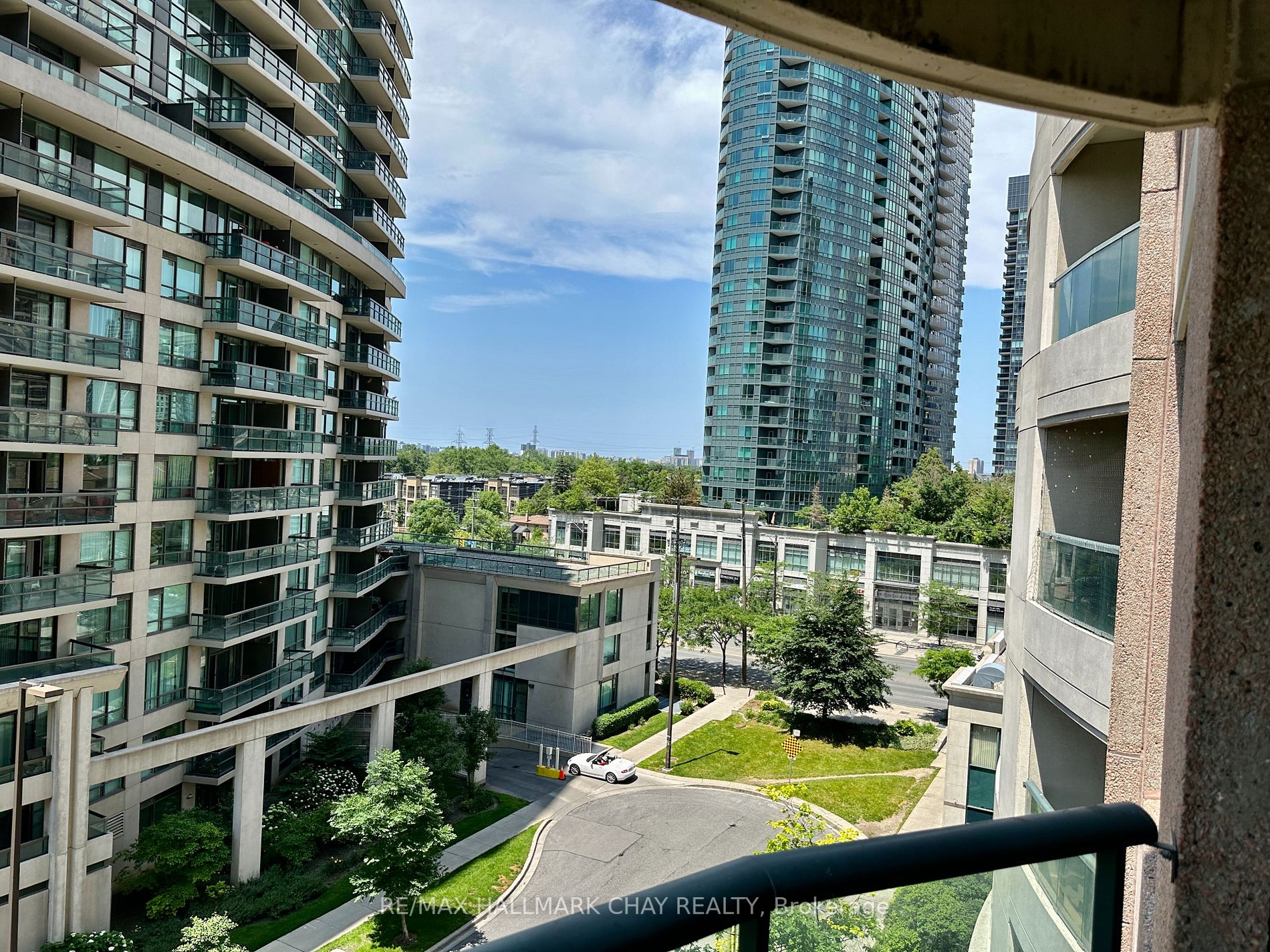 7 Lorraine Drive, #706