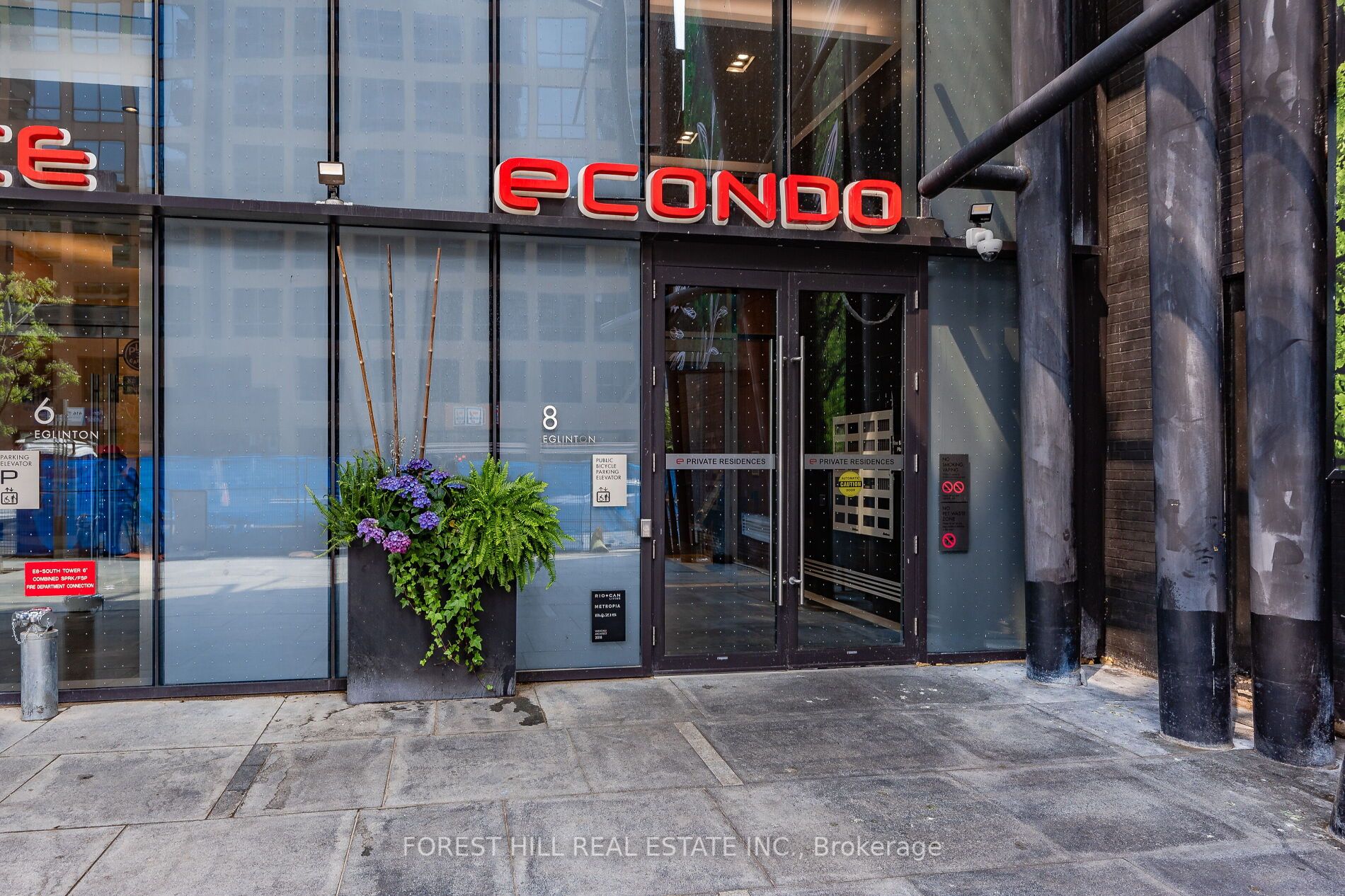 Listing C6053880 - Large Photo # 2