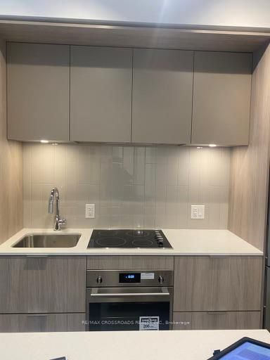 35 Tubman Ave W, #1019