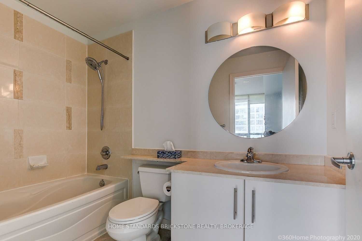 16 Yonge St, #3110