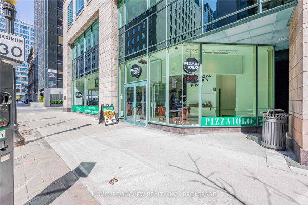 1 Toronto St E