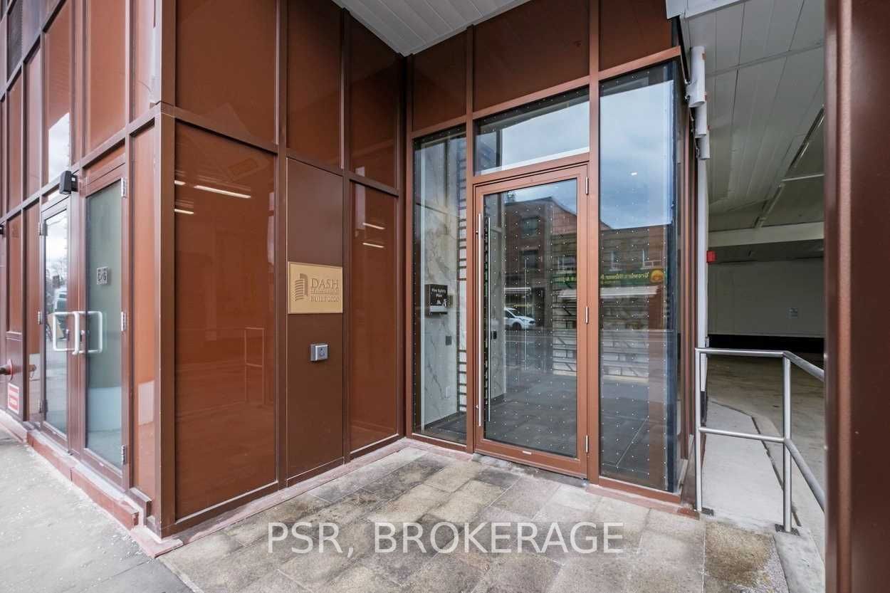 151 Avenue Rd, #410