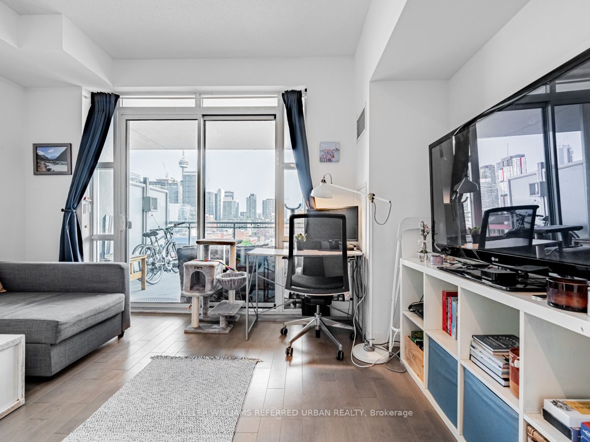 10 Willison Sq, #1006