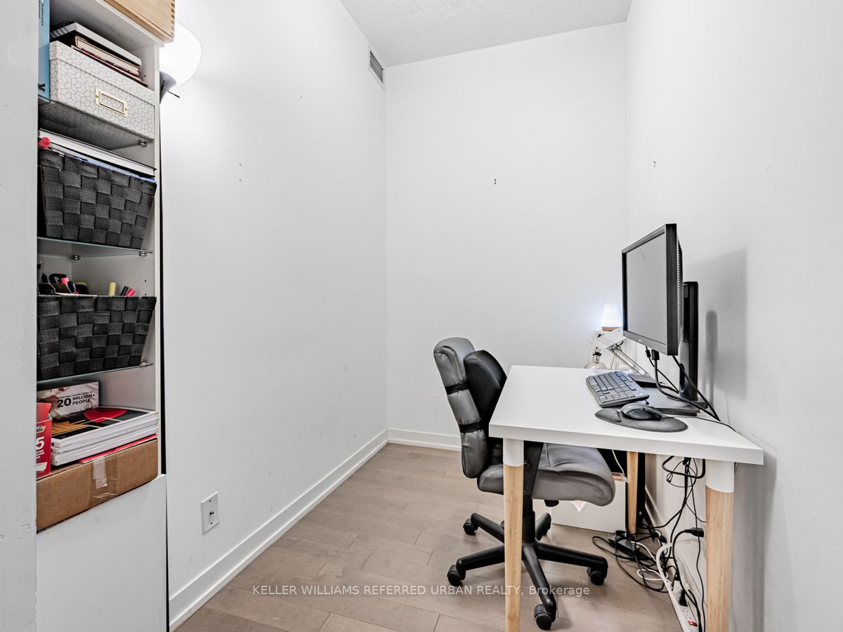 10 Willison Sq, #1006