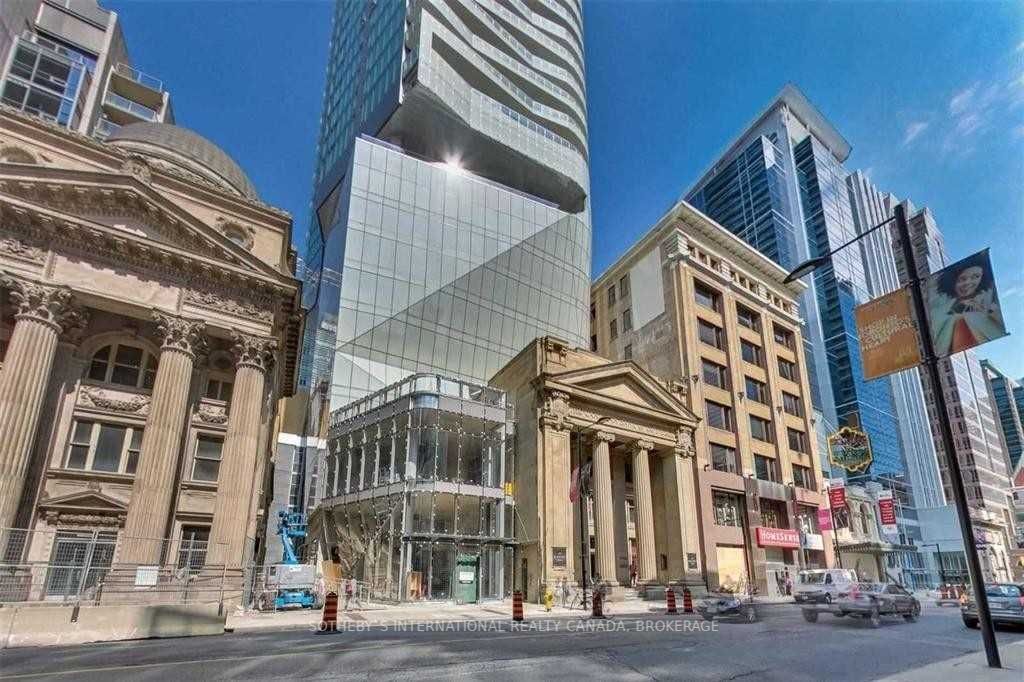 197 Yonge St, #5102