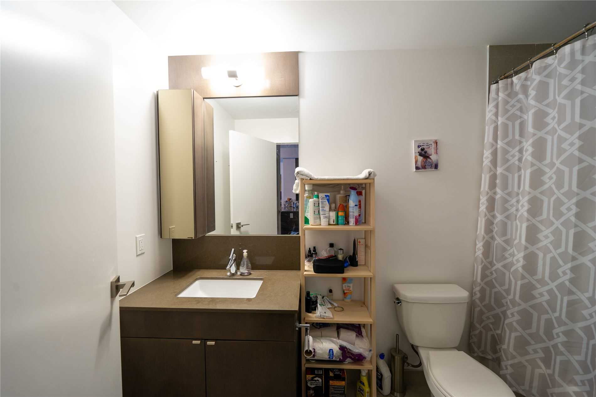 89 Dunfield Ave, #909