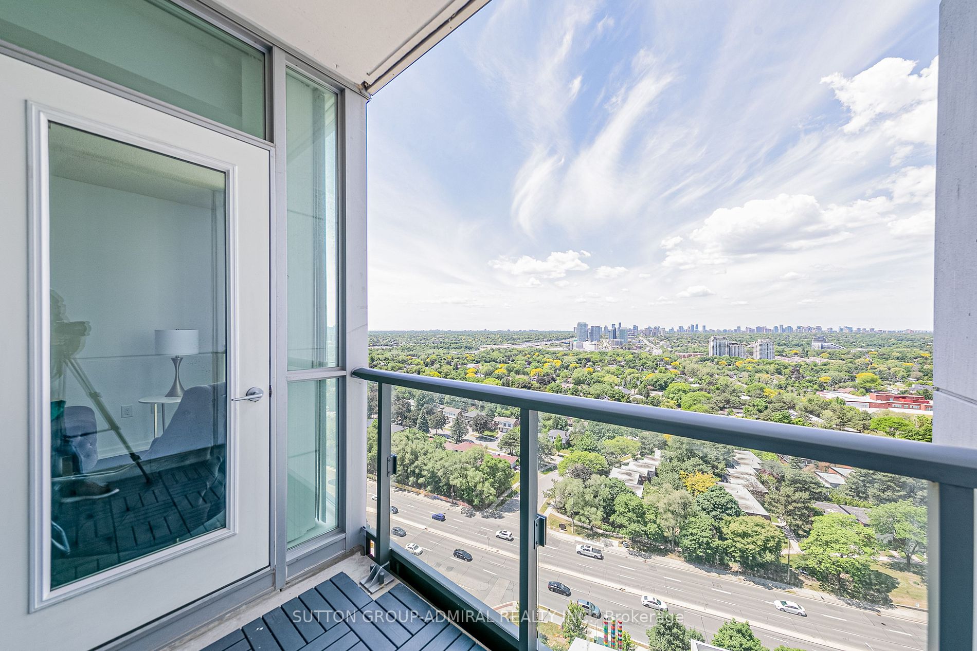 62 Forest Manor Rd, #1610