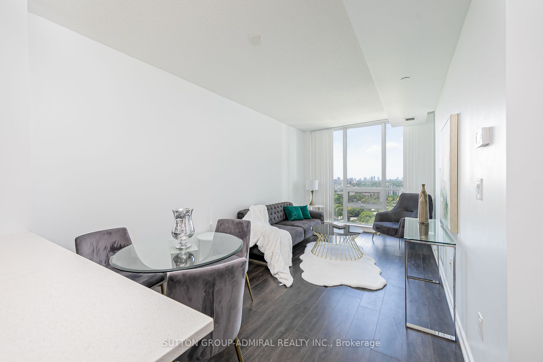 62 Forest Manor Rd, #1610