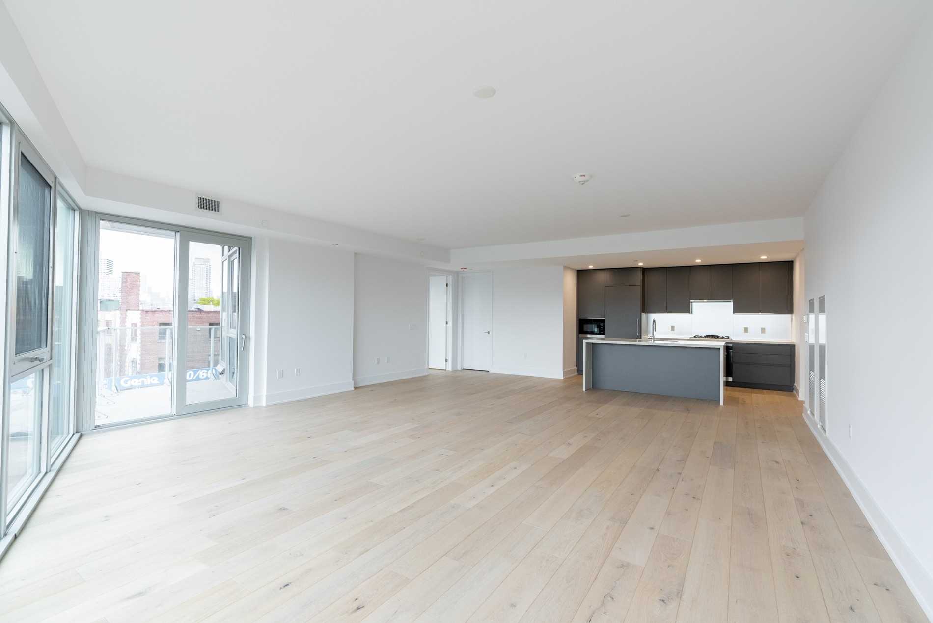 346 Davenport Road, #304