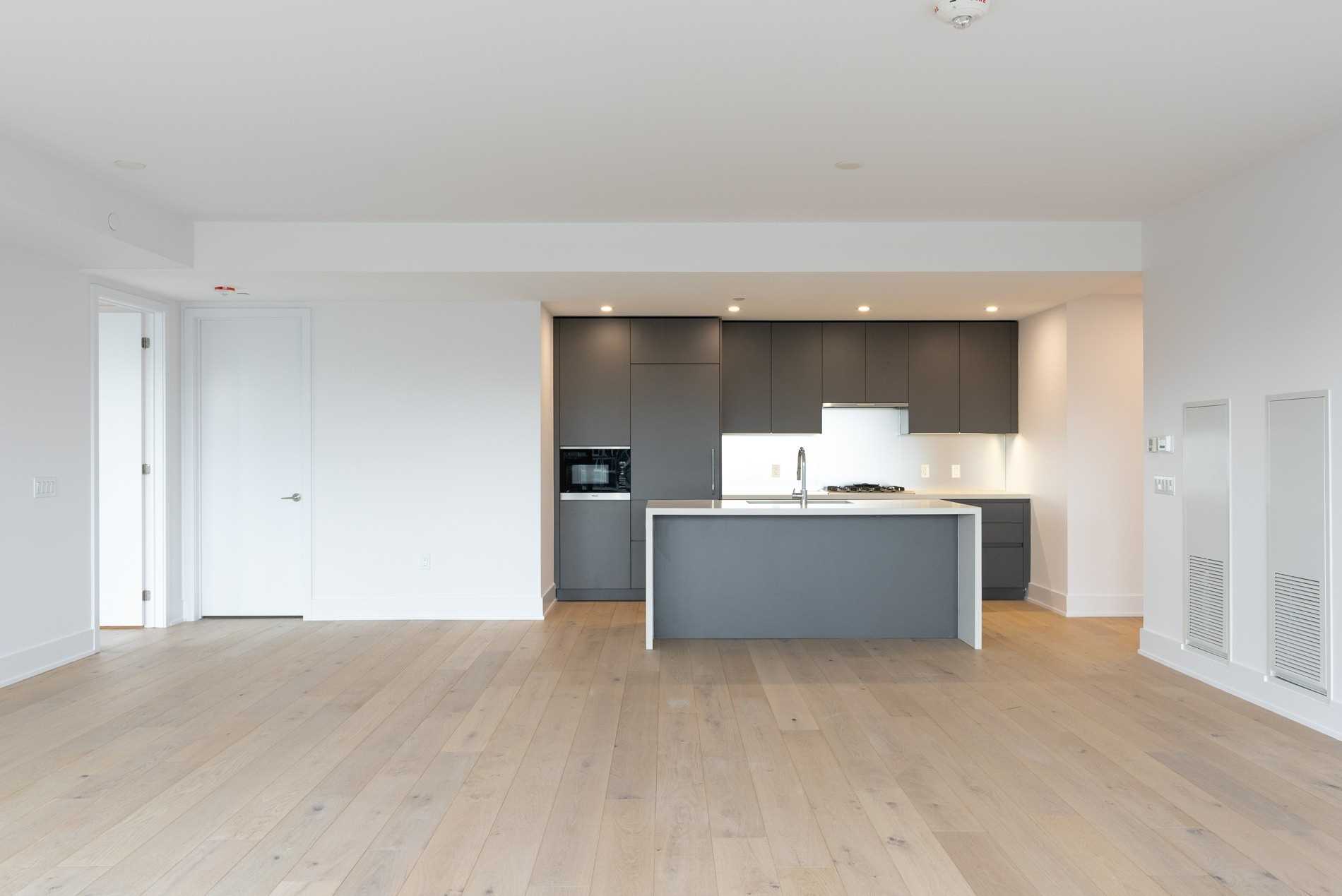 346 Davenport Road, #304