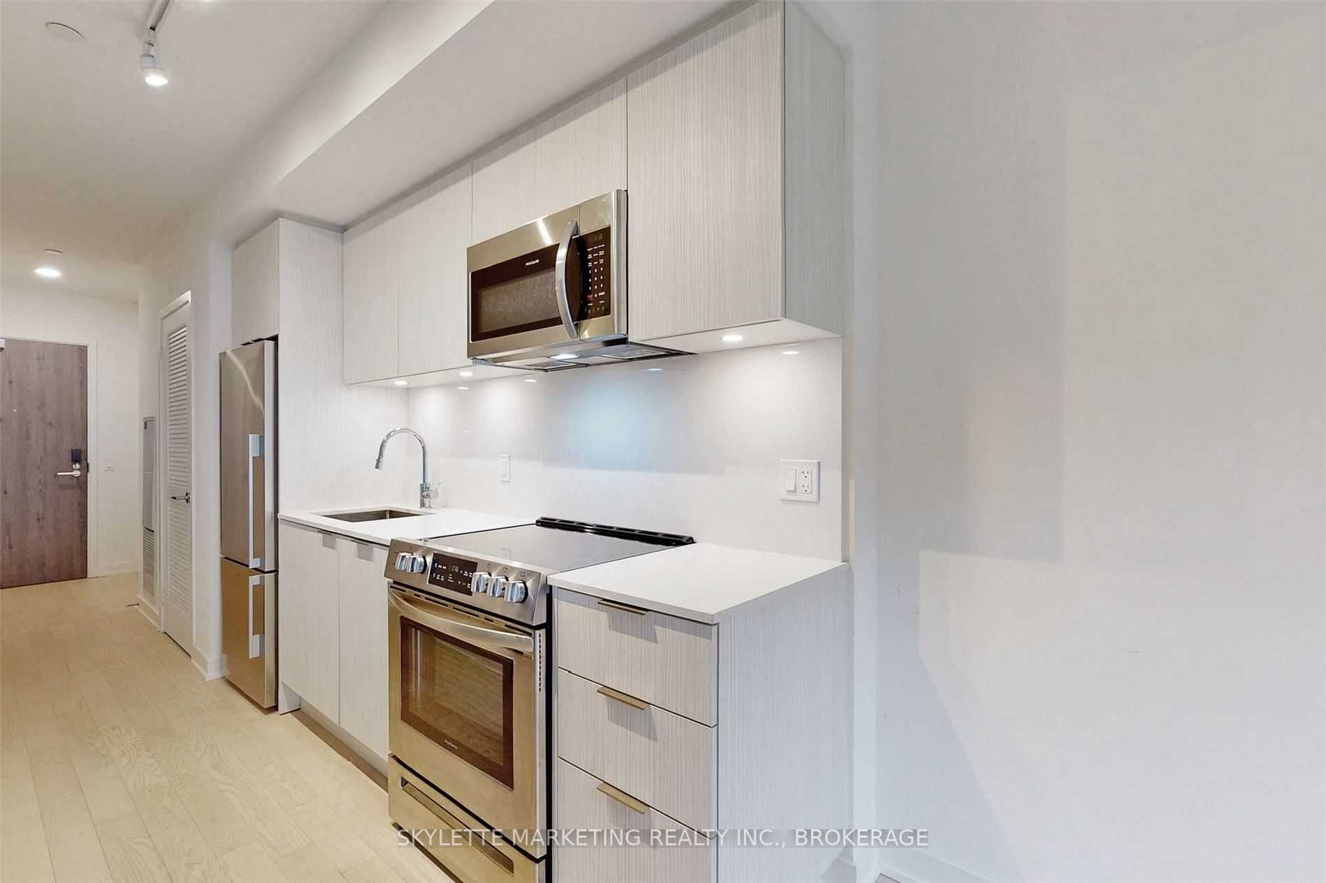 Listing C6056491 - Large Photo # 13