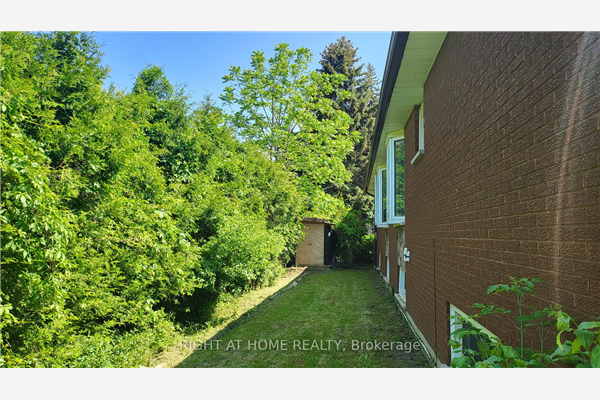 92 Harlandale Ave, Toronto