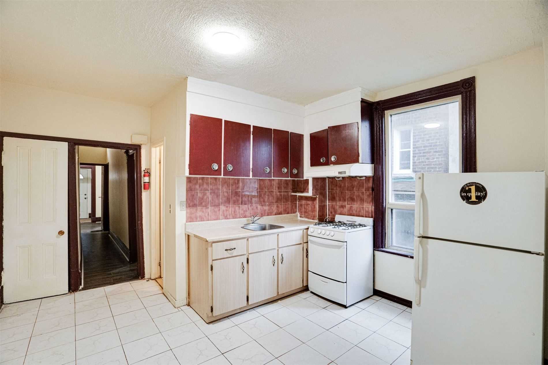 288 Ossington Ave