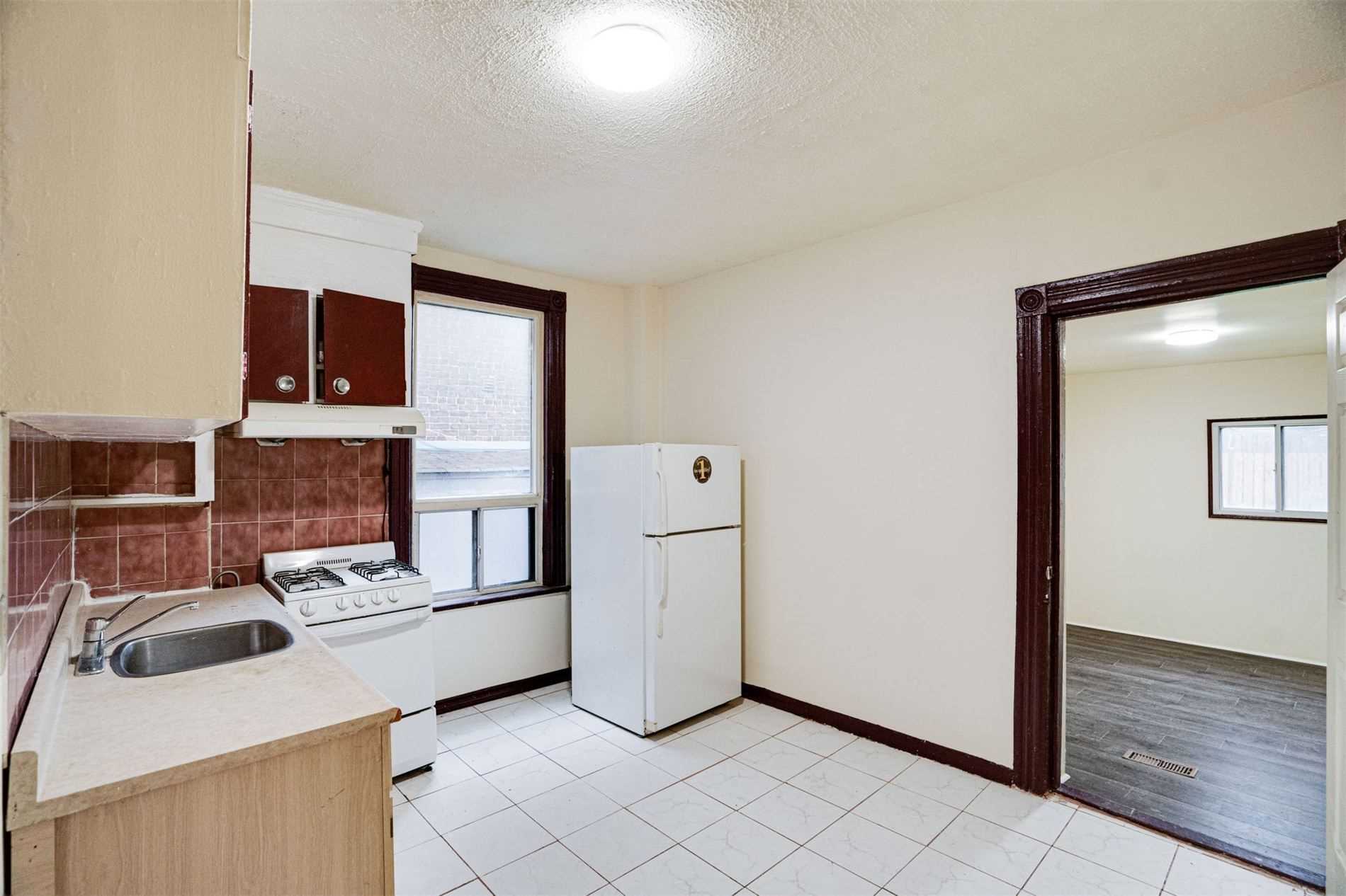 288 Ossington Ave