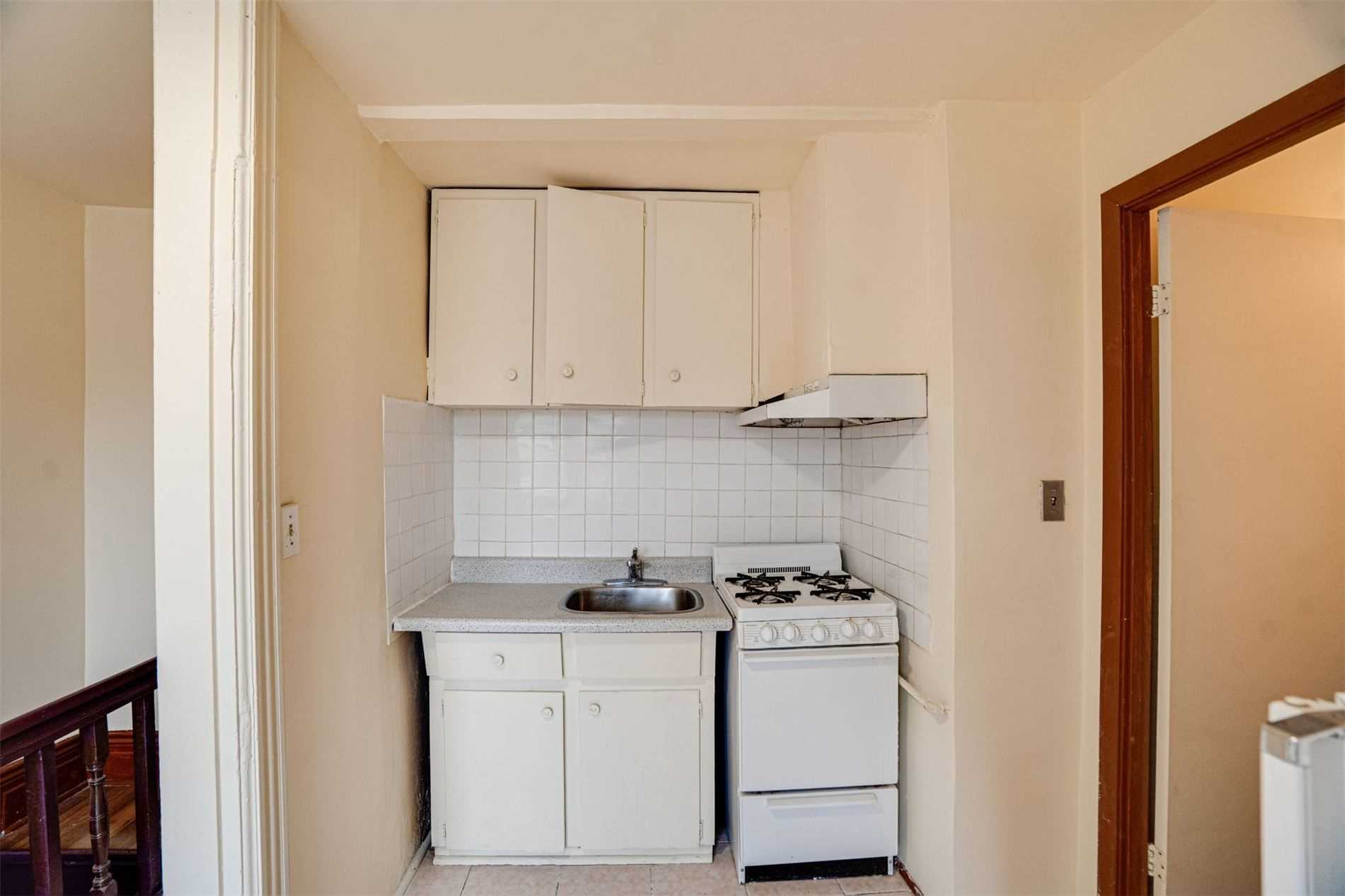 288 Ossington Ave