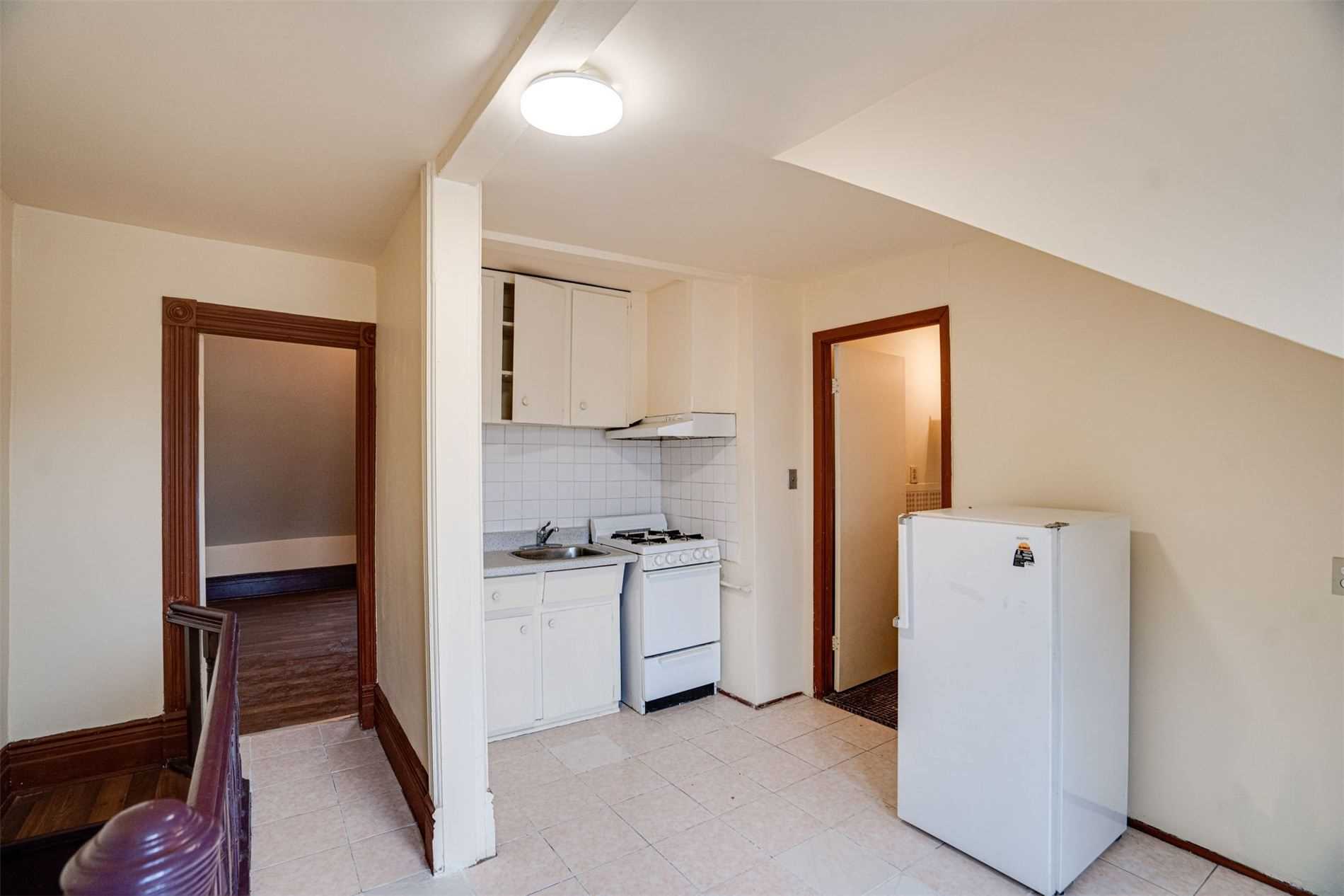 288 Ossington Ave