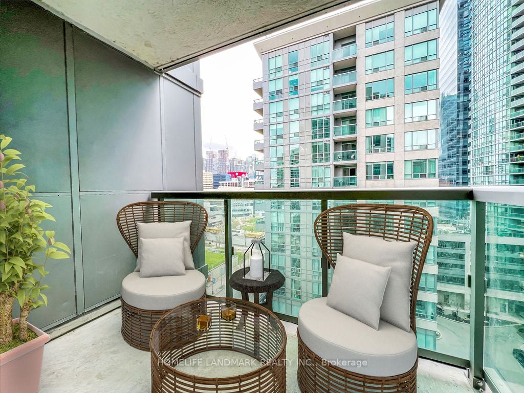 25 Lower Simcoe St, #1219