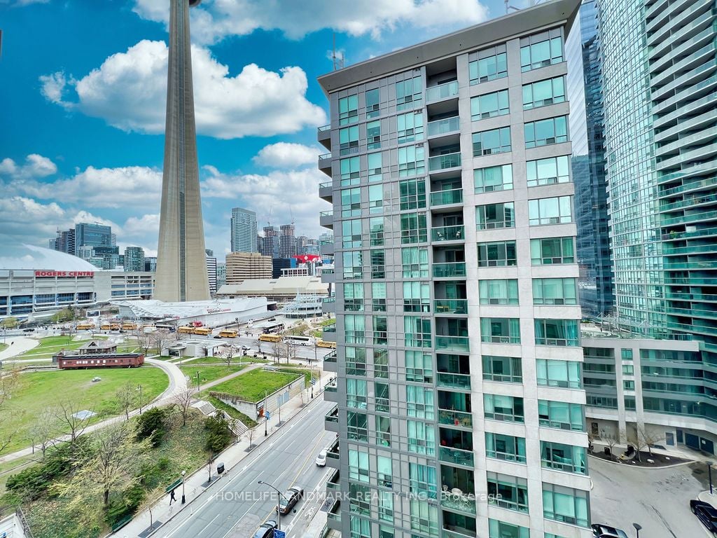 25 Lower Simcoe St, #1219