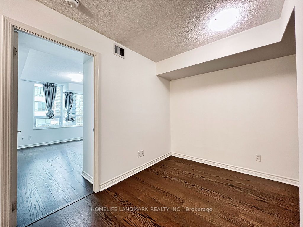 25 Lower Simcoe St, #1219