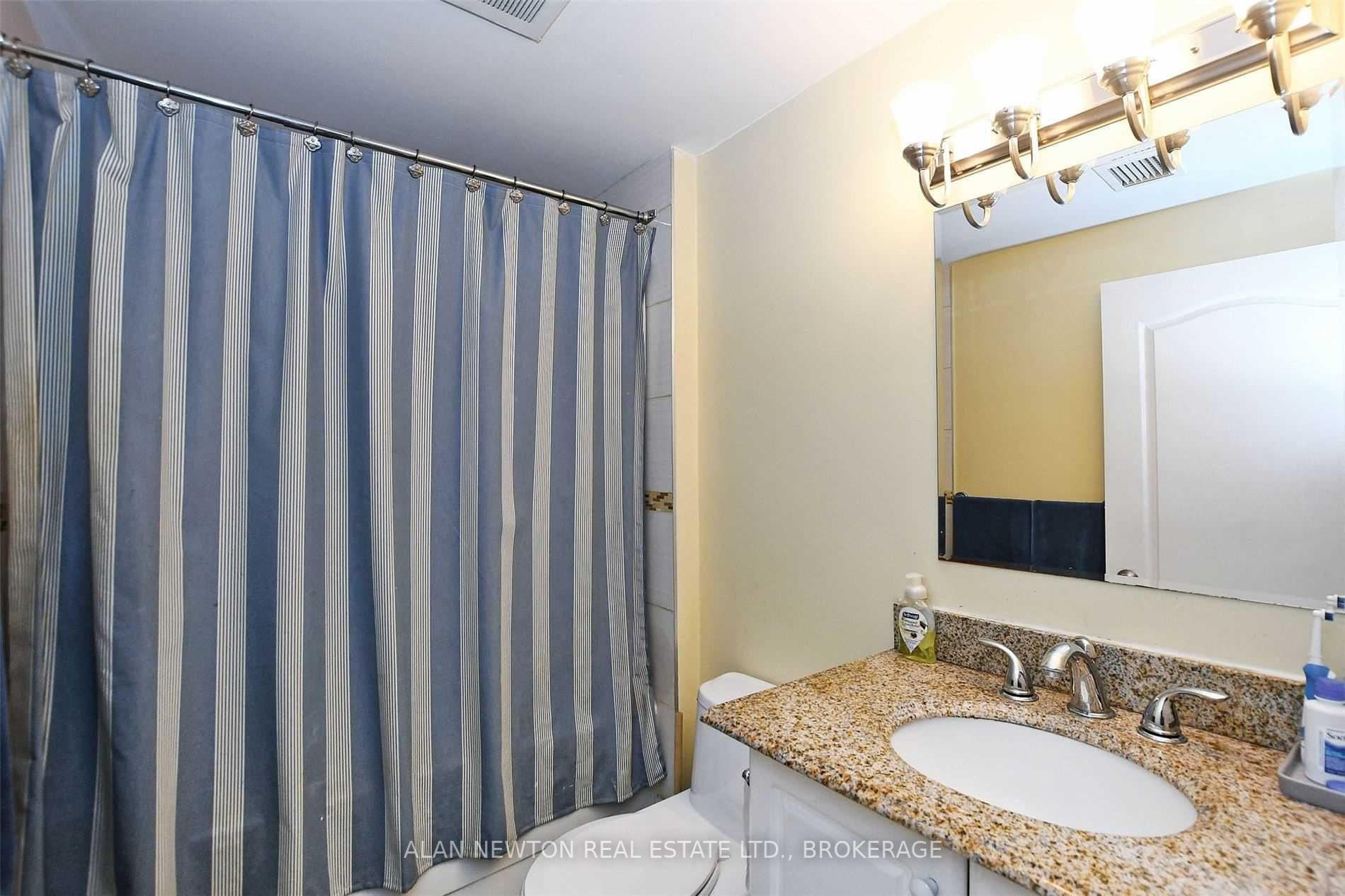 263 Wellington St W, #505