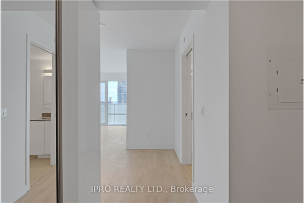 501 Yonge St, Toronto