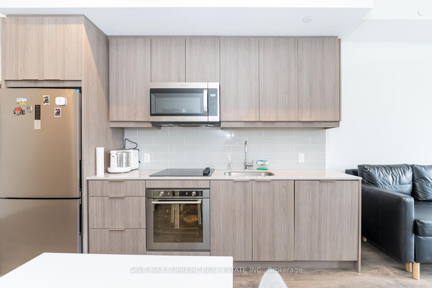 32 Forest Manor Rd, #209