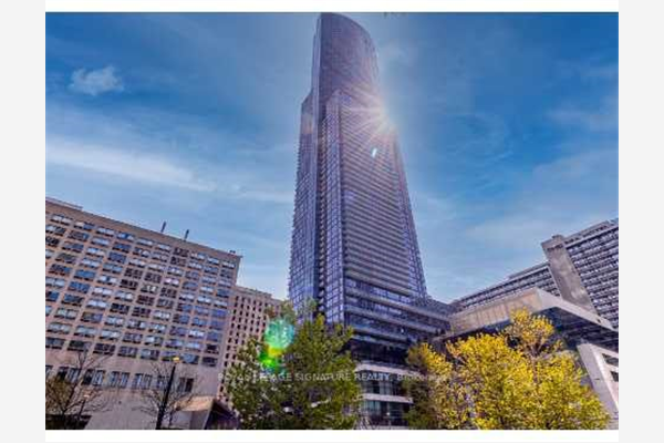 386 Yonge St