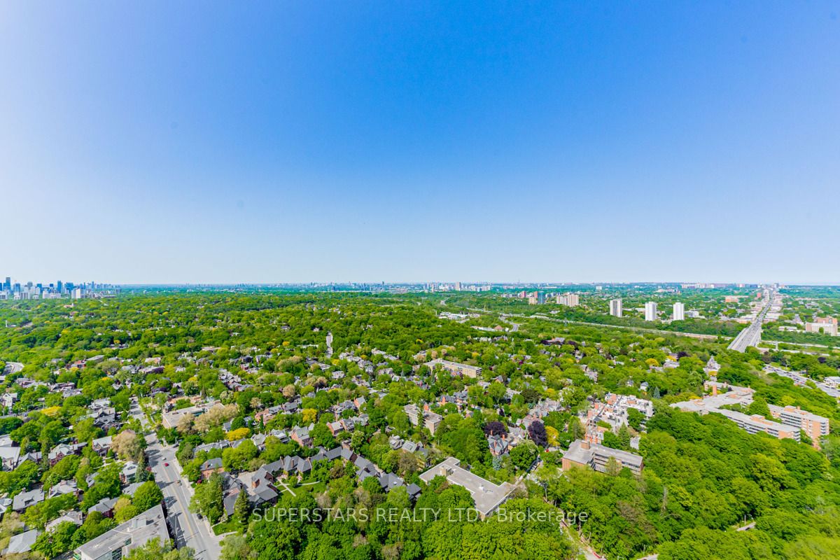 395 Bloor St E, #4508