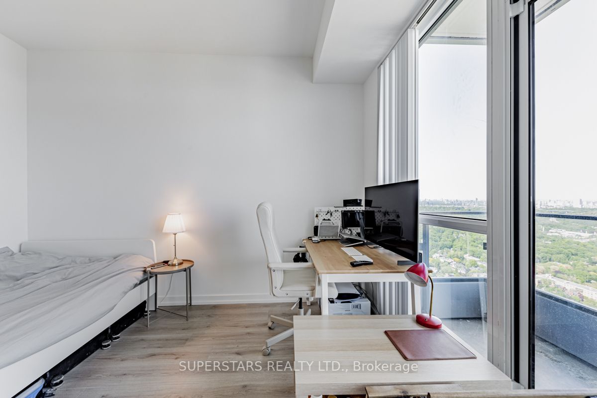 395 Bloor St E, #4508