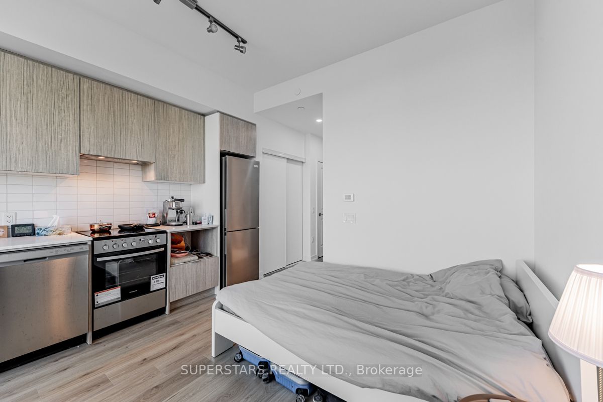 395 Bloor St E, #4508