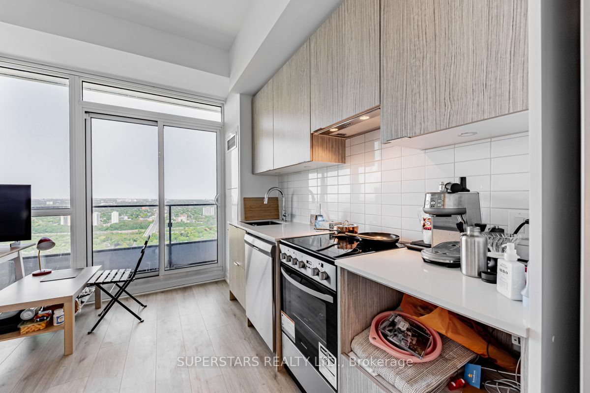 395 Bloor St E, #4508