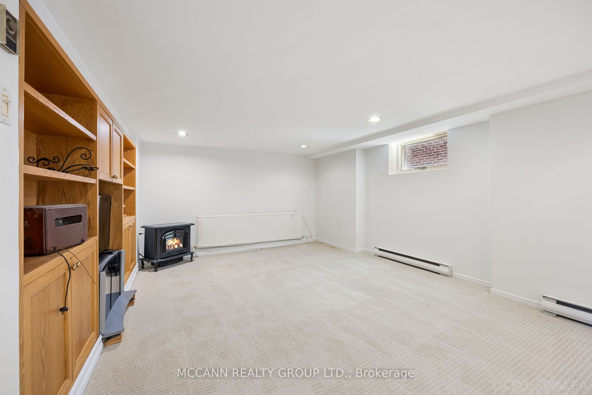 48 Joicey Blvd