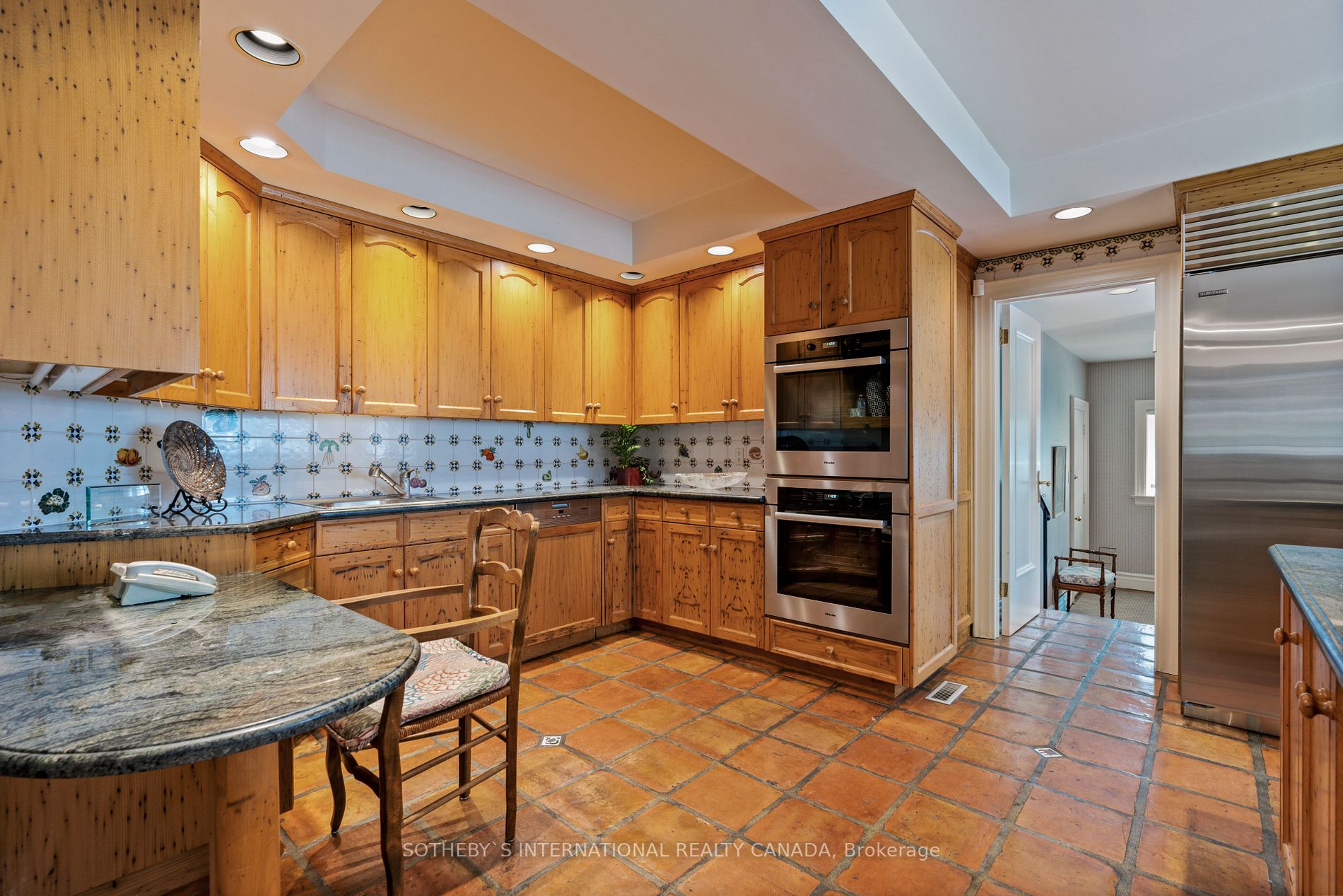 23 Dewbourne Ave