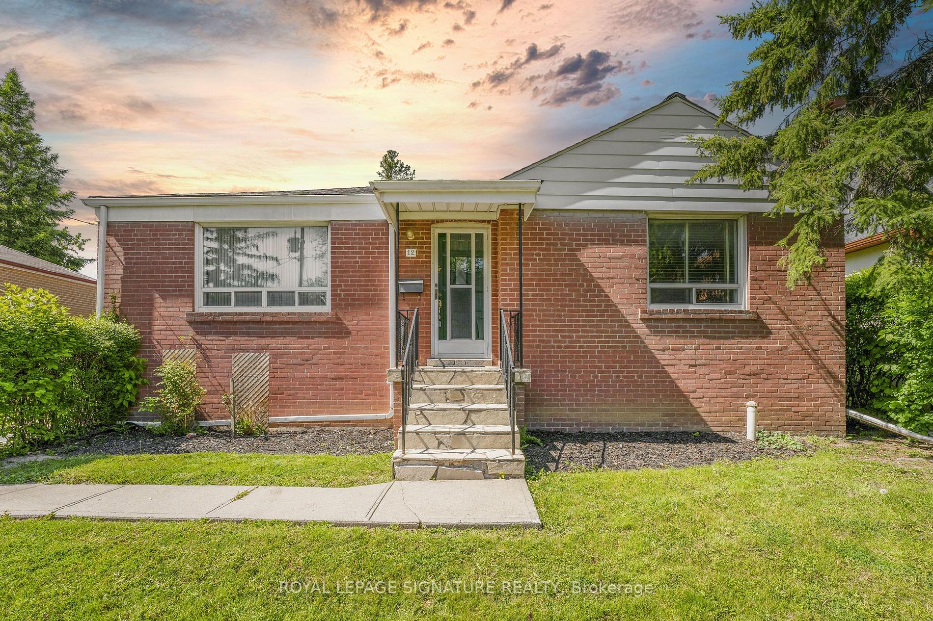 12 Verwood Ave