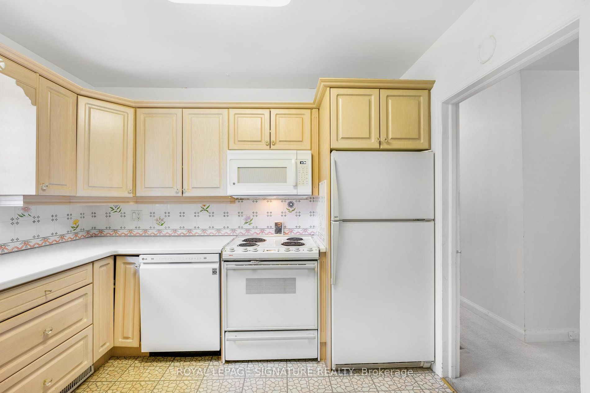 12 Verwood Ave