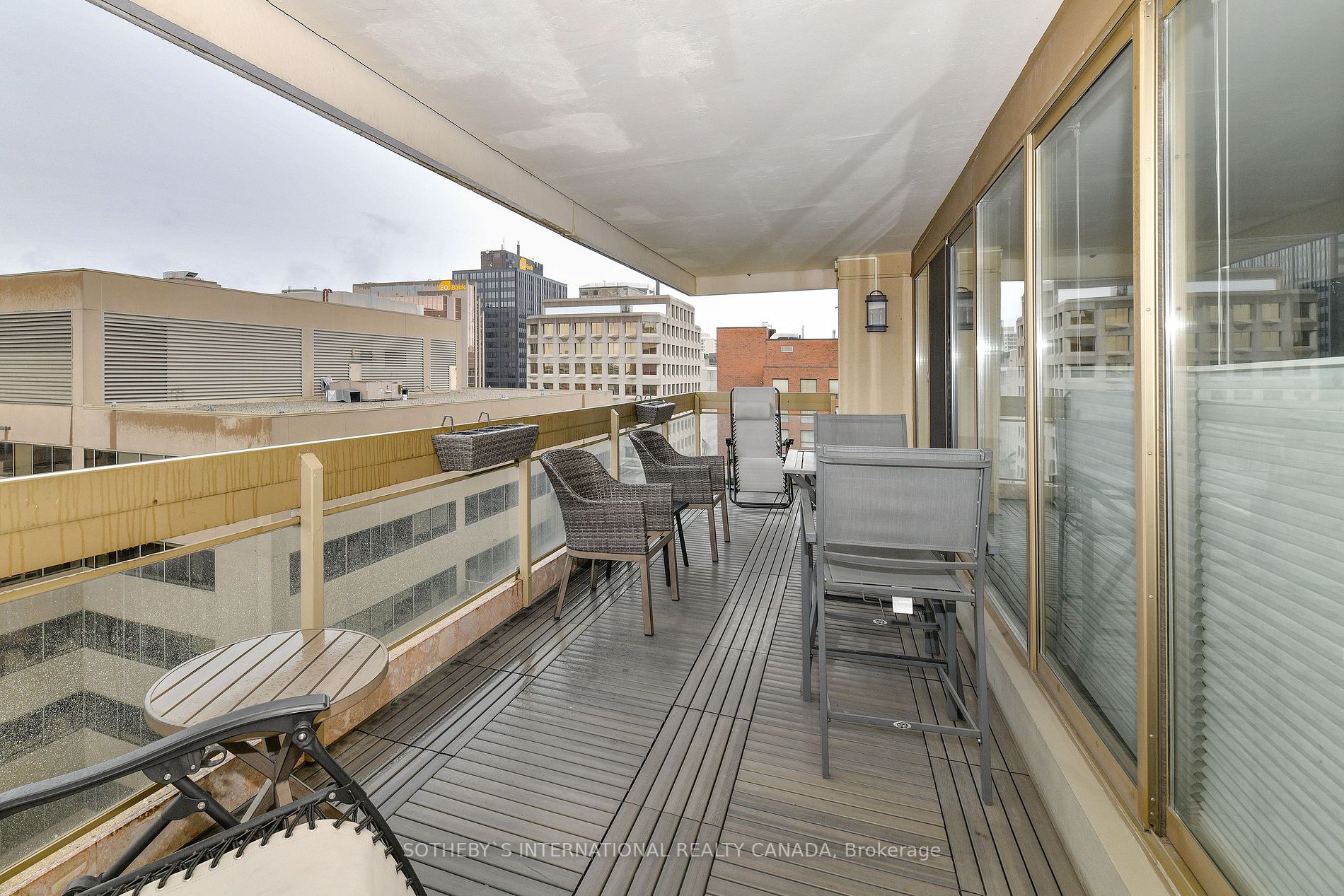 61 St Clair Ave W, #1504